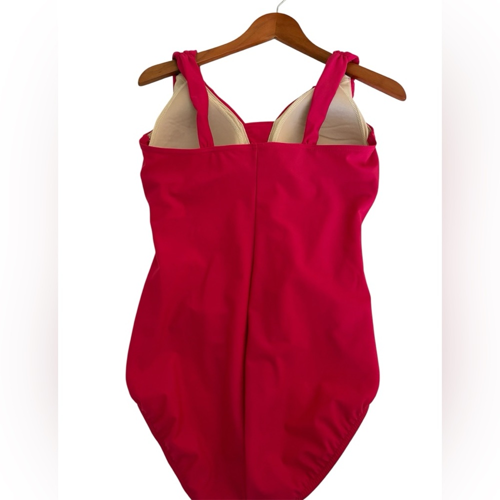 Lands End Slendersuit One Piece Bathing Suit - Picture 7 of 8